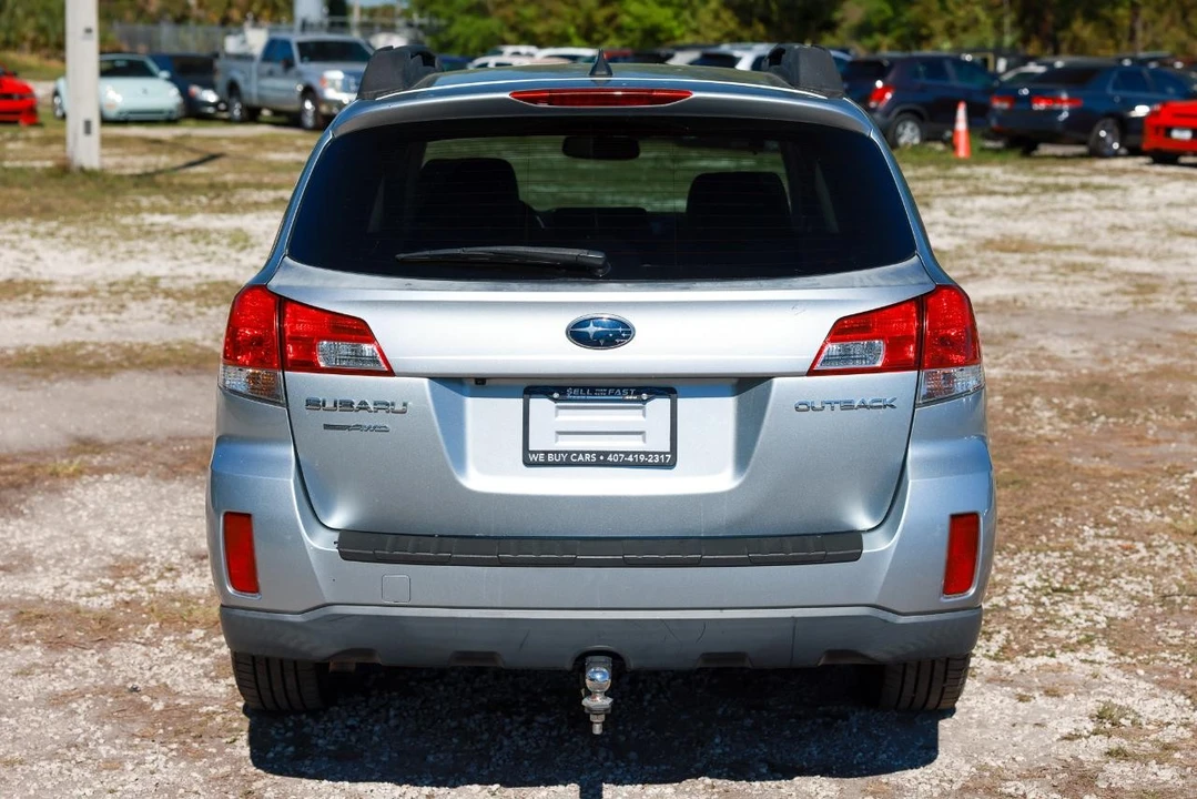 2013 Subaru Outback 4th Gen - Image 9 of 21