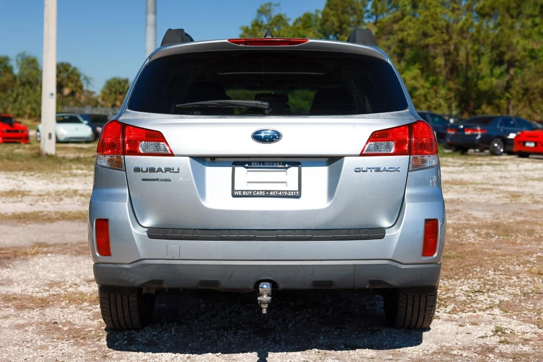 2013 Subaru Outback 4th Gen - Image 7 of 21