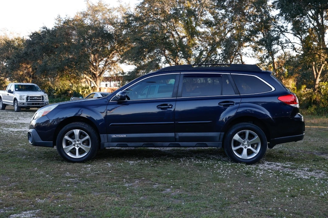 2013 Subaru Outback 4th Gen - Image 3 of 12