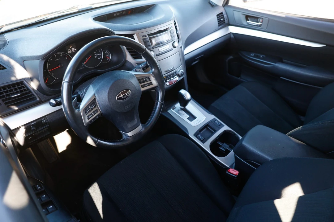 2013 Subaru Outback 4th Gen - Image 4 of 12