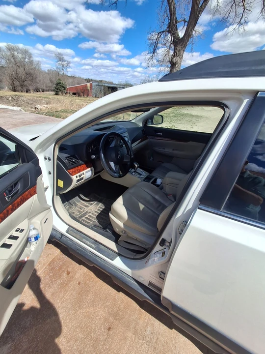 2013 Subaru Outback 4th Gen - Image 4 of 4