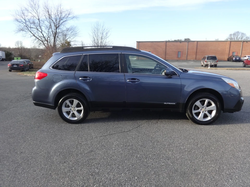 2013 Subaru Outback 4th Gen - Image 6 of 20