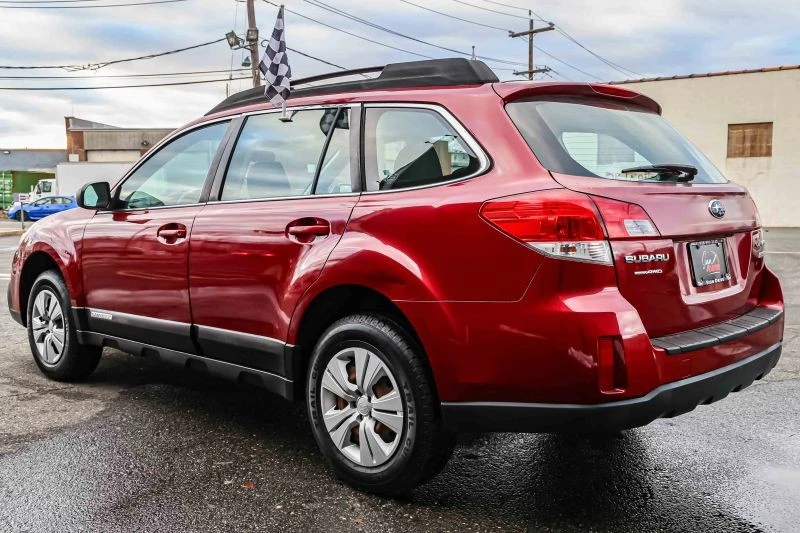 2013 Subaru Outback 4th Gen - Image 4 of 12