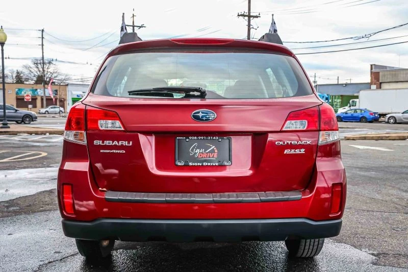 2013 Subaru Outback 4th Gen - Image 5 of 12