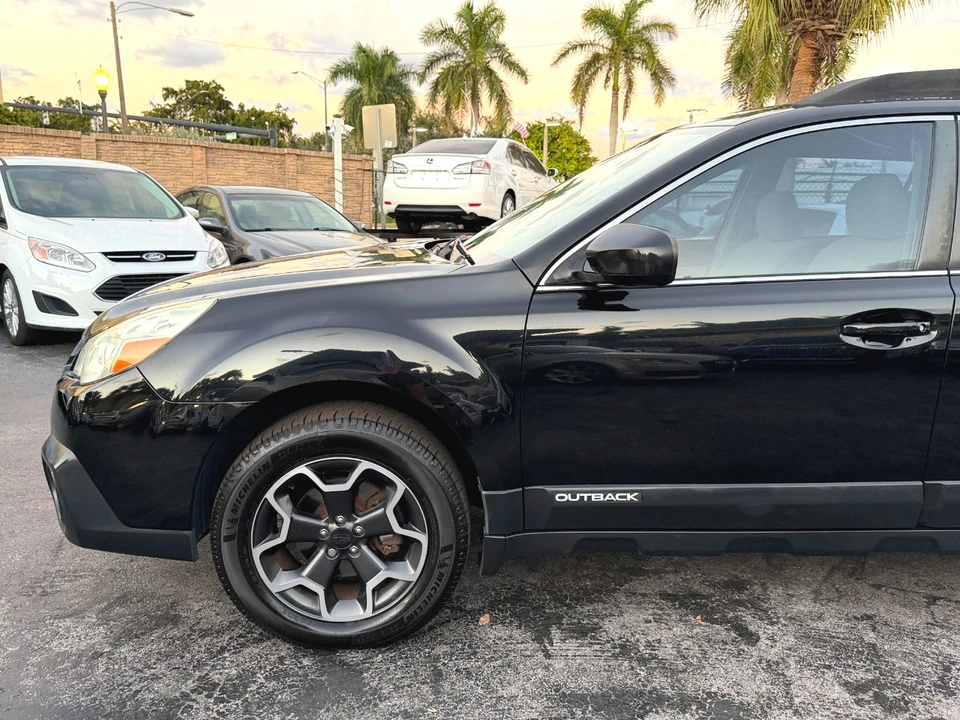 2013 Subaru Outback 4th Gen - Image 11 of 21