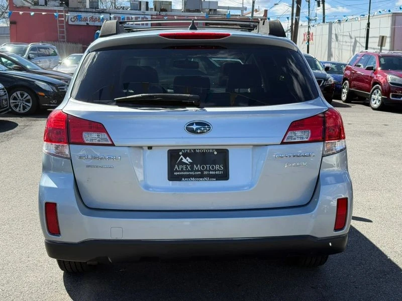 2013 Subaru Outback 4th Gen - Image 9 of 12