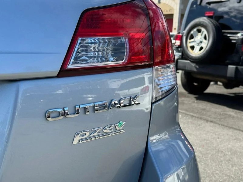 2013 Subaru Outback 4th Gen - Image 6 of 12