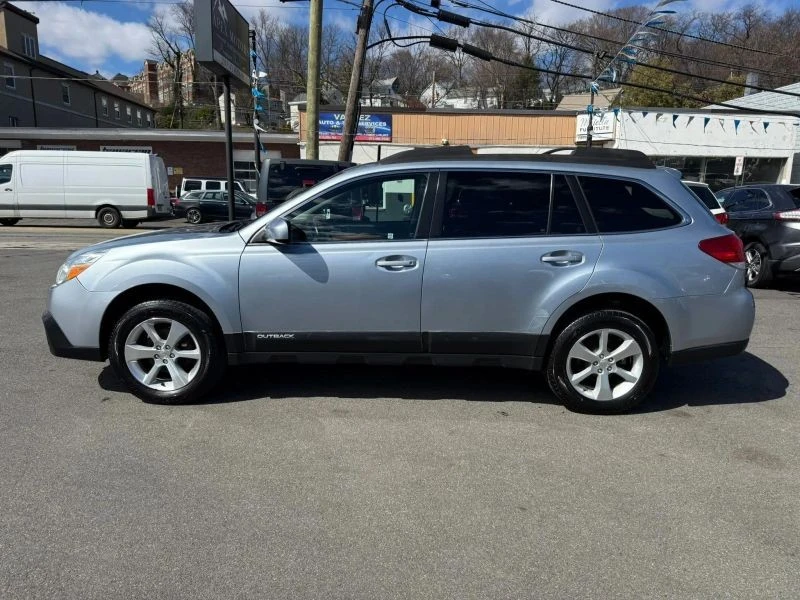 2013 Subaru Outback 4th Gen - Image 4 of 12