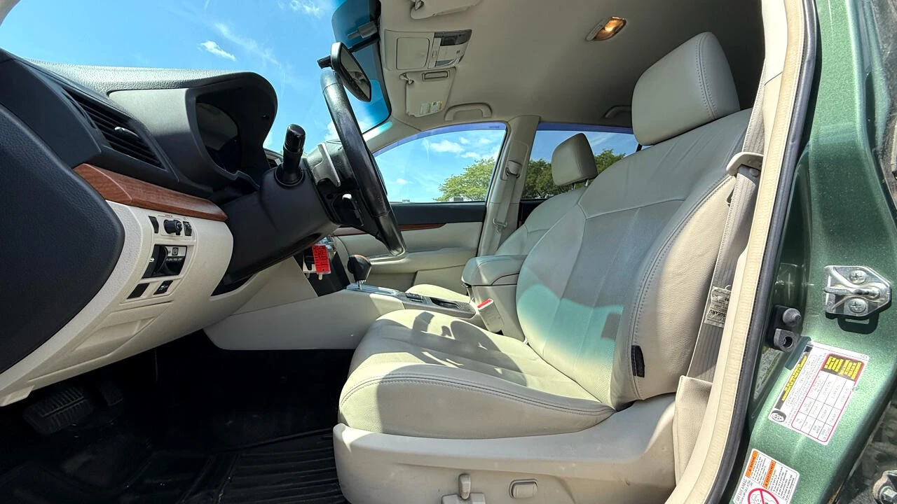 2013 Subaru Outback 4th Gen - Image 10 of 21
