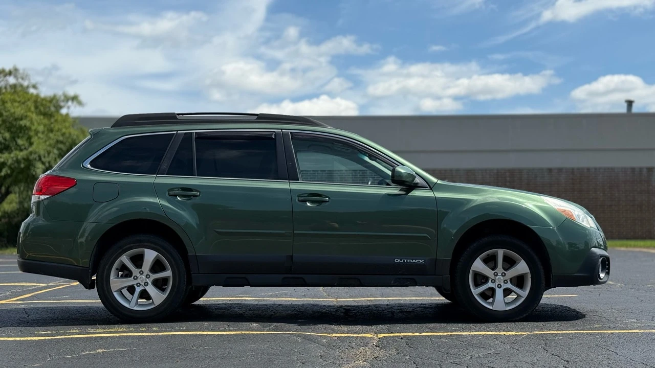 2013 Subaru Outback 4th Gen - Image 8 of 21