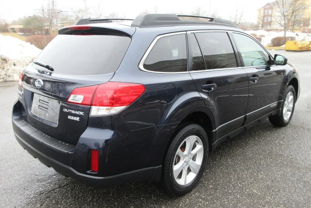 2013 Subaru Outback 4th Gen - Image 12 of 24