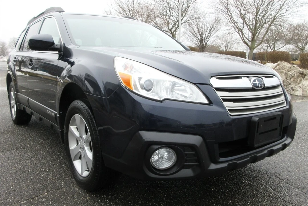 2013 Subaru Outback 4th Gen - Image 2 of 24