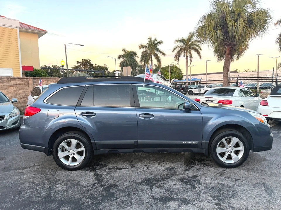 2013 Subaru Outback 4th Gen - Image 11 of 21
