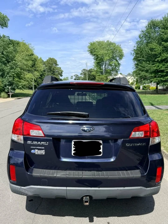2013 Subaru Outback 4th Gen - Image 4 of 15