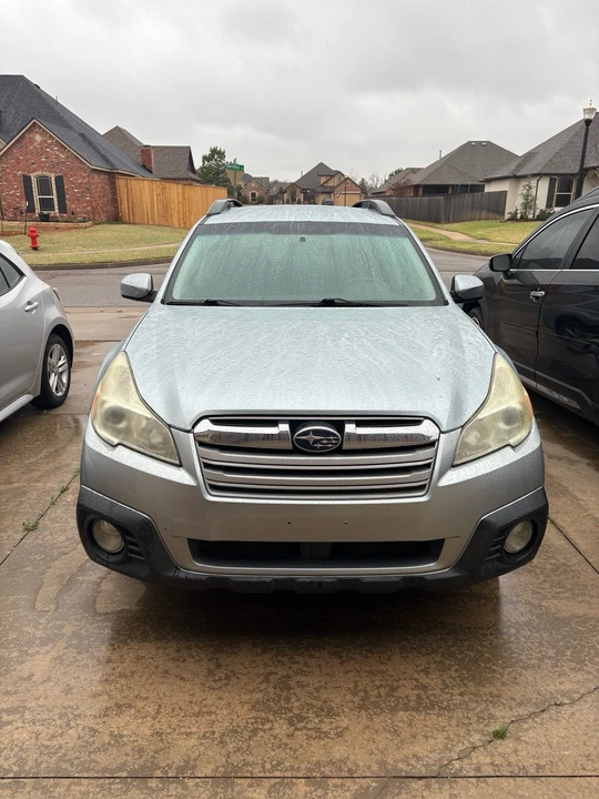 2013 Subaru Outback 4th Gen - Image 2 of 12