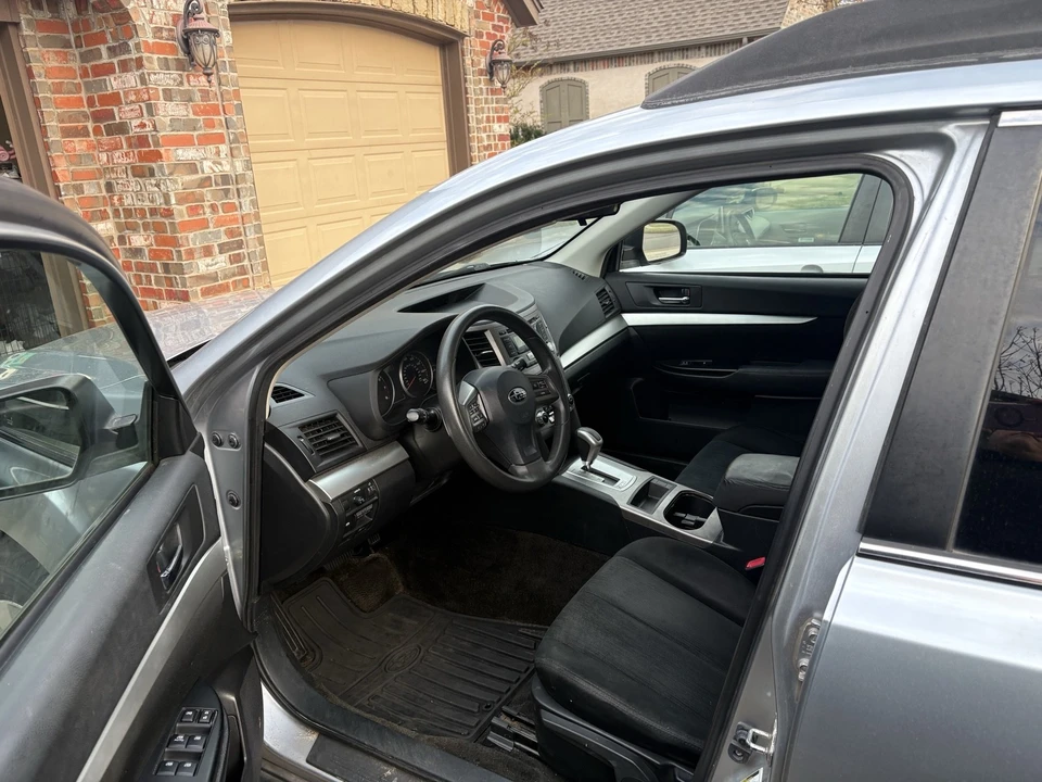 2013 Subaru Outback 4th Gen - Image 7 of 12