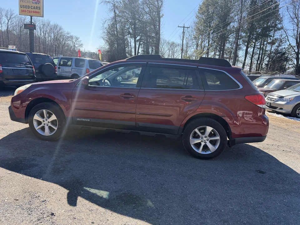 2013 Subaru Outback 4th Gen - Image 16 of 21