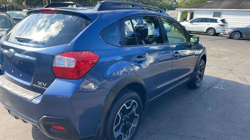 2013 Subaru Crosstrek 1st Gen - Image 5 of 12
