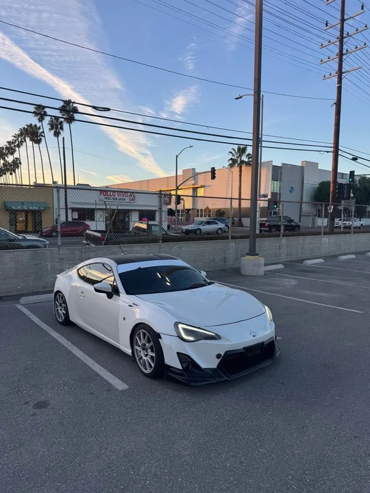 2013 Subaru BRZ 1st Gen - Image 4 of 5