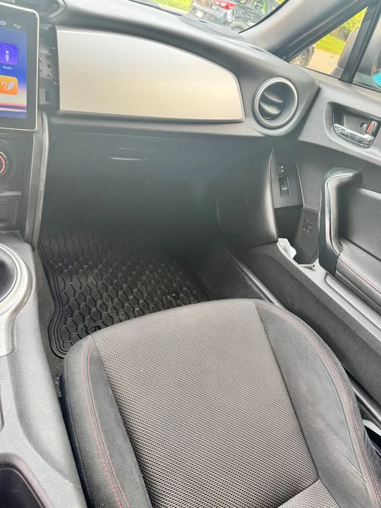 2013 Subaru BRZ 1st Gen - Image 16 of 17