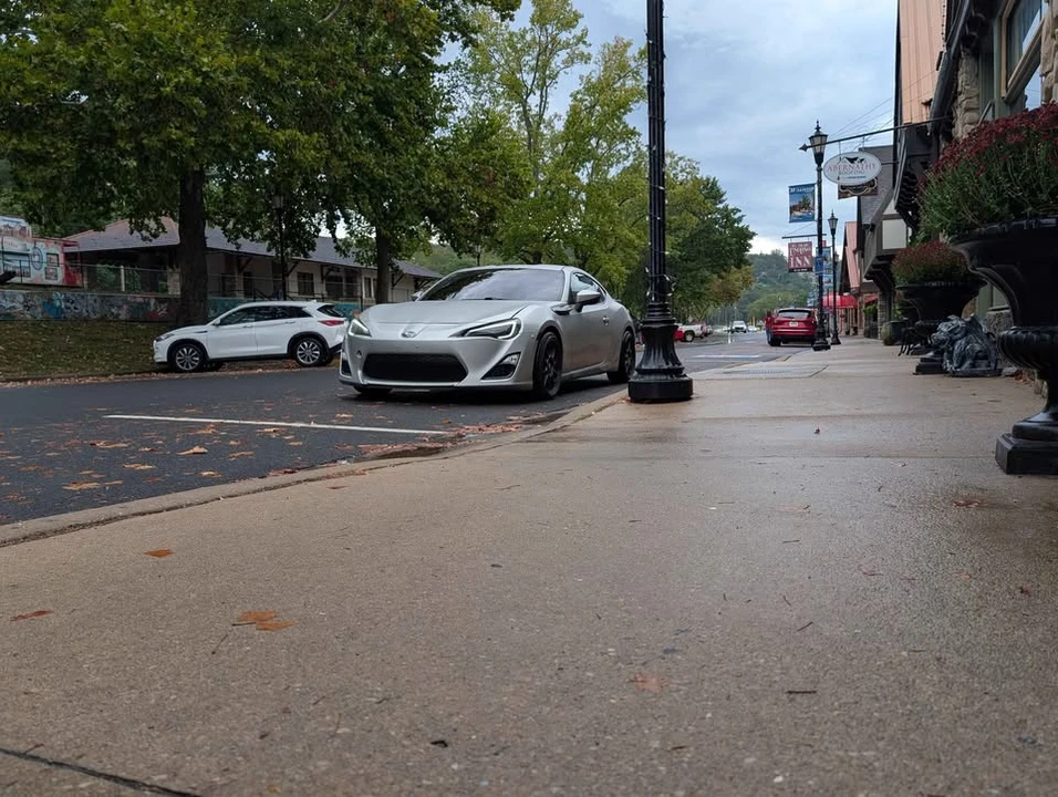 2013 Subaru BRZ 1st Gen - Image 2 of 8