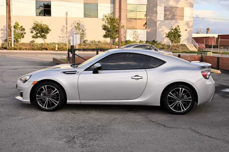 2013 Subaru BRZ 1st Gen - Image 2 of 19