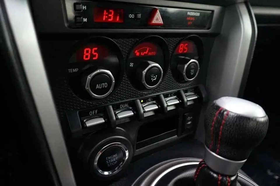 2013 Subaru BRZ 1st Gen - Image 16 of 17