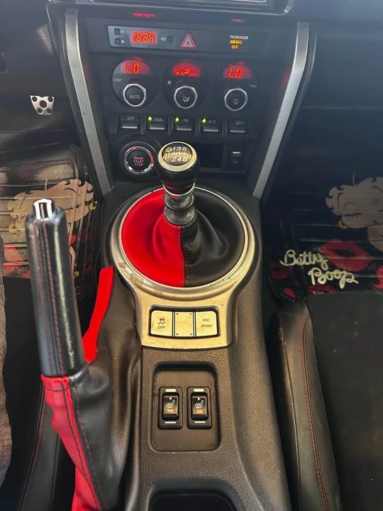 2013 Subaru BRZ 1st Gen - Image 8 of 13