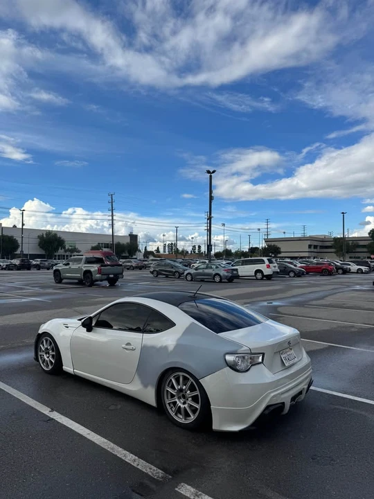 2013 Subaru BRZ 1st Gen - Image 2 of 5