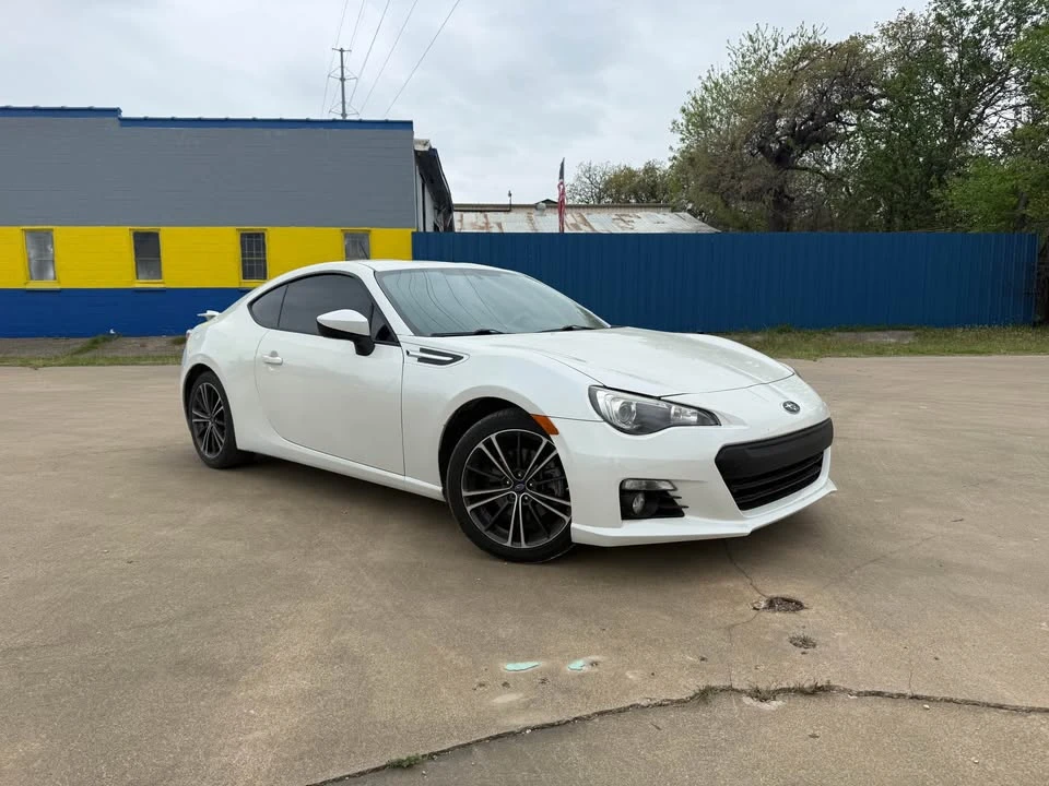 2013 Subaru BRZ 1st Gen - Image 2 of 15