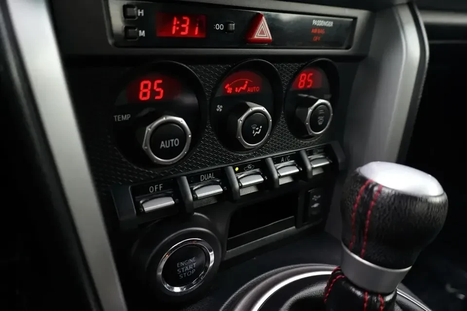 2013 Subaru BRZ 1st Gen - Image 14 of 20