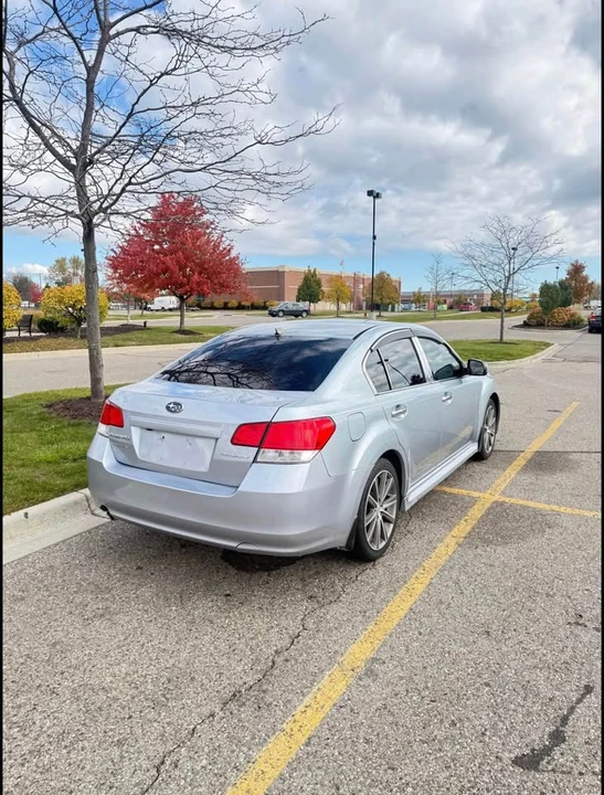 2013 Subaru Legacy 5th Gen - Image 4 of 10