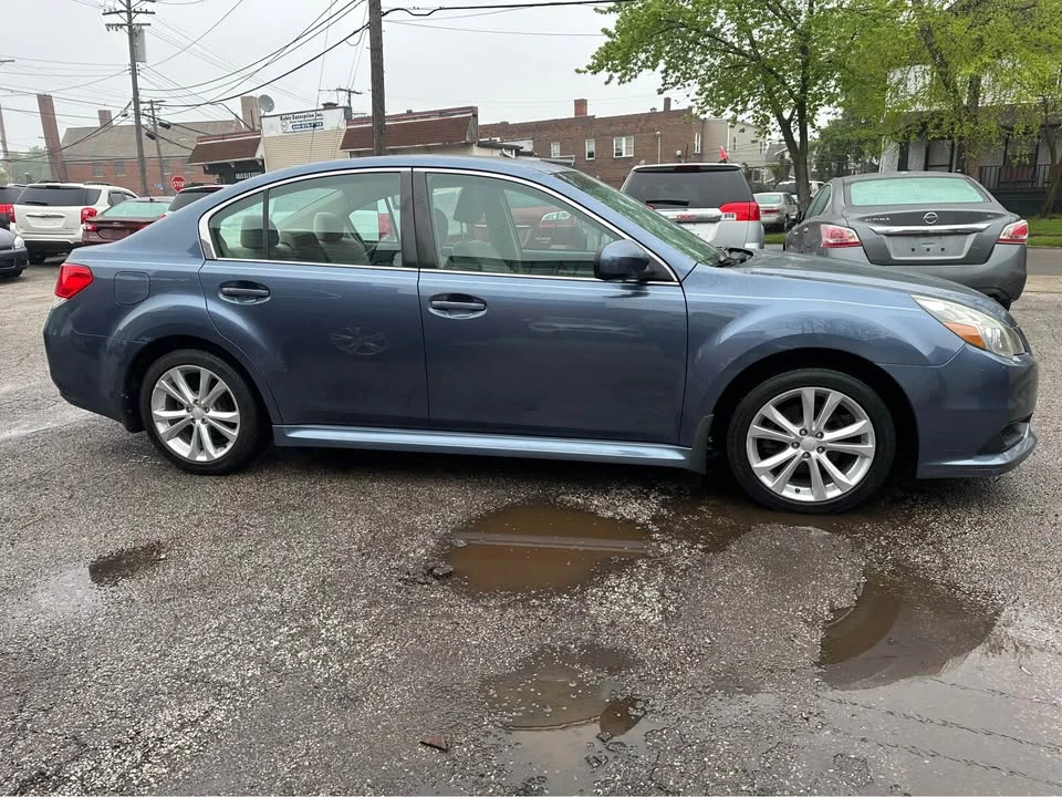 2013 Subaru Legacy 5th Gen - Image 7 of 12