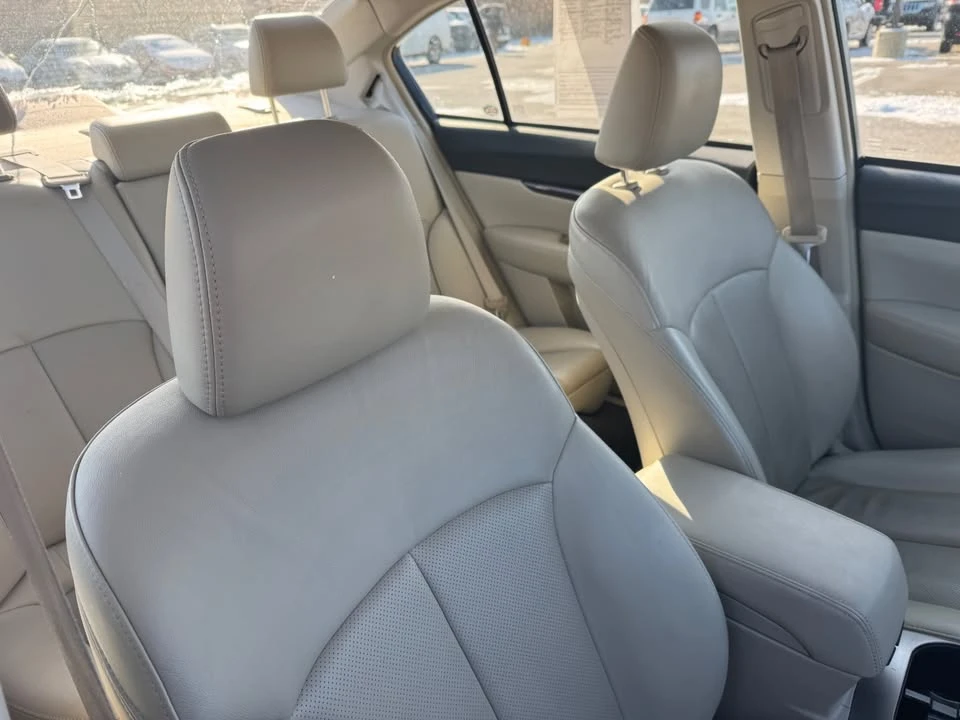 2013 Subaru Legacy 5th Gen - Image 2 of 9