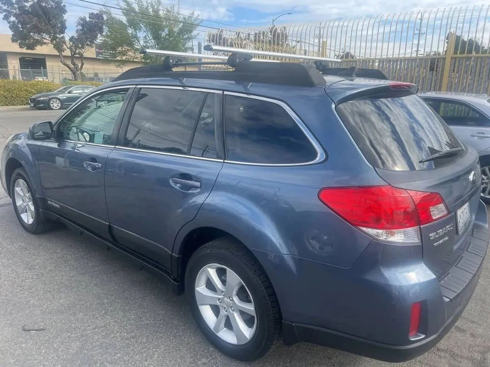2013 Subaru Outback 4th Gen - Image 6 of 12