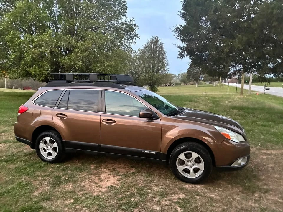 2013 Subaru Outback 4th Gen - Image 11 of 19