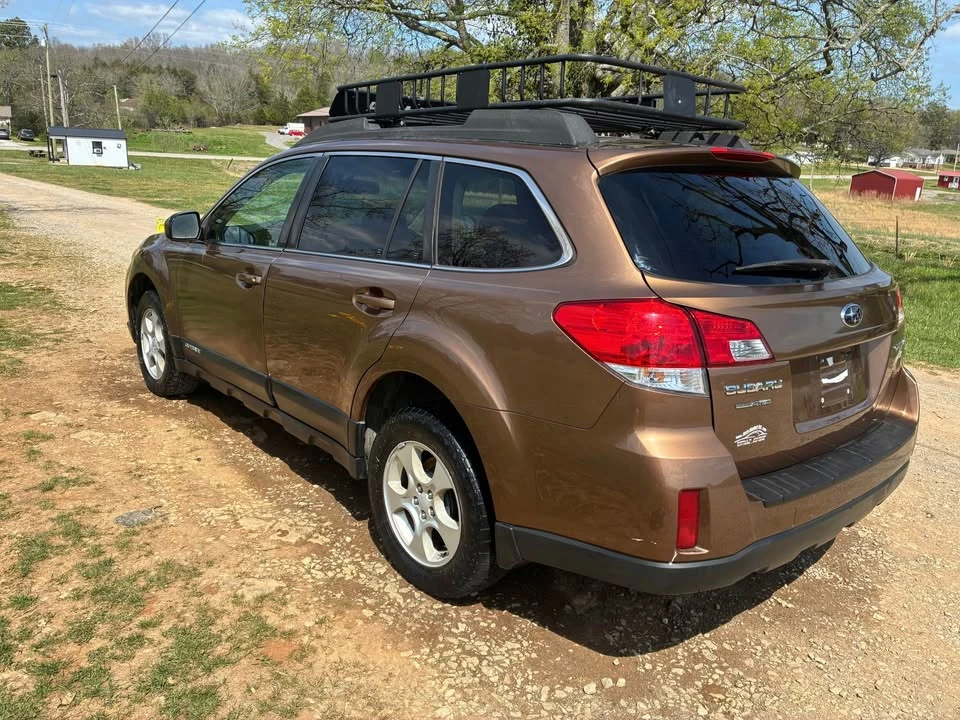 2013 Subaru Outback 4th Gen - Image 2 of 19