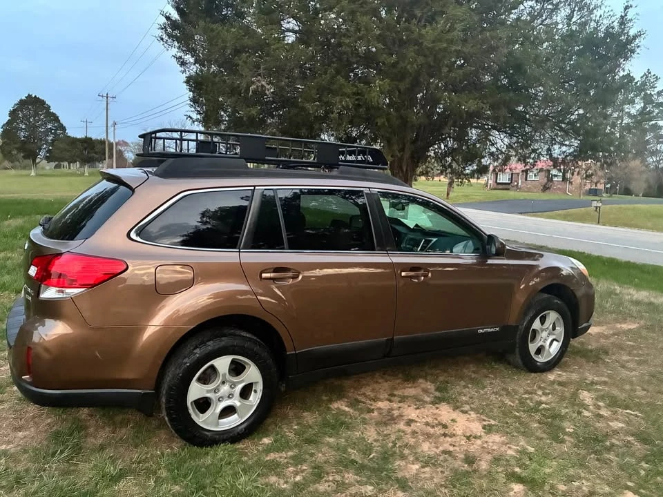 2013 Subaru Outback 4th Gen - Image 14 of 19