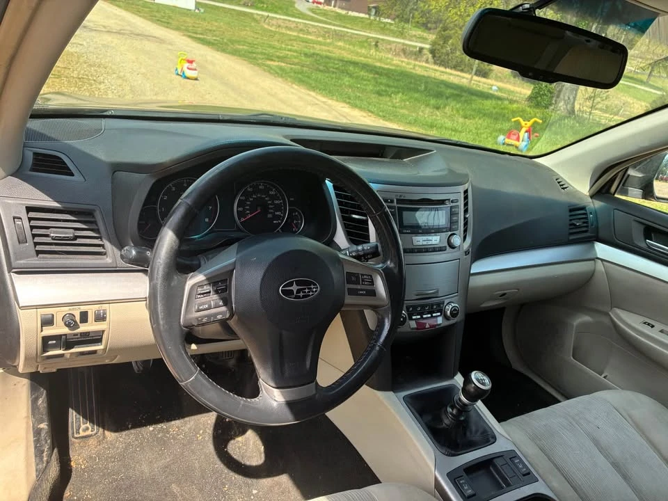 2013 Subaru Outback 4th Gen - Image 9 of 19