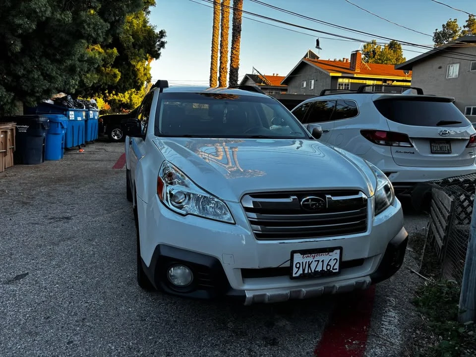 2013 Subaru Outback 4th Gen - Image 3 of 8
