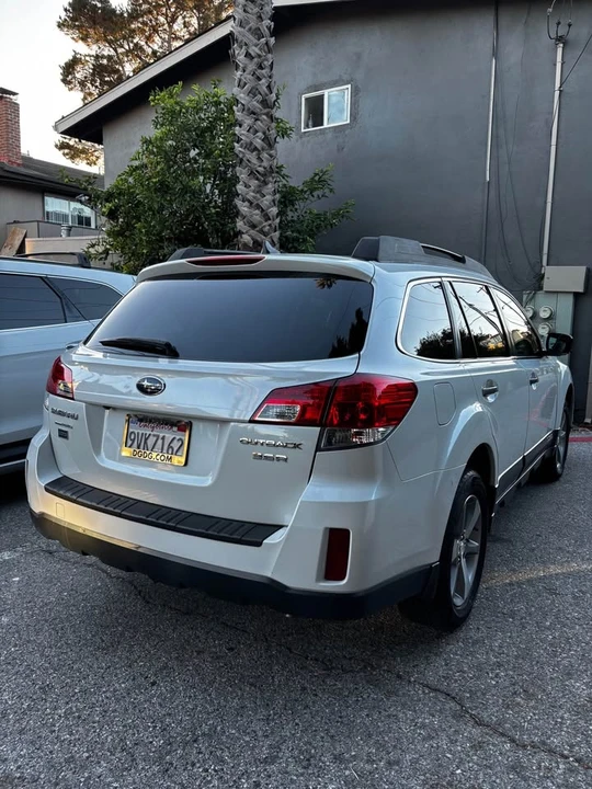 2013 Subaru Outback 4th Gen - Image 7 of 8