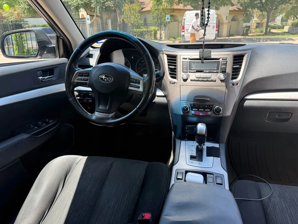 2013 Subaru Outback 4th Gen - Image 5 of 10