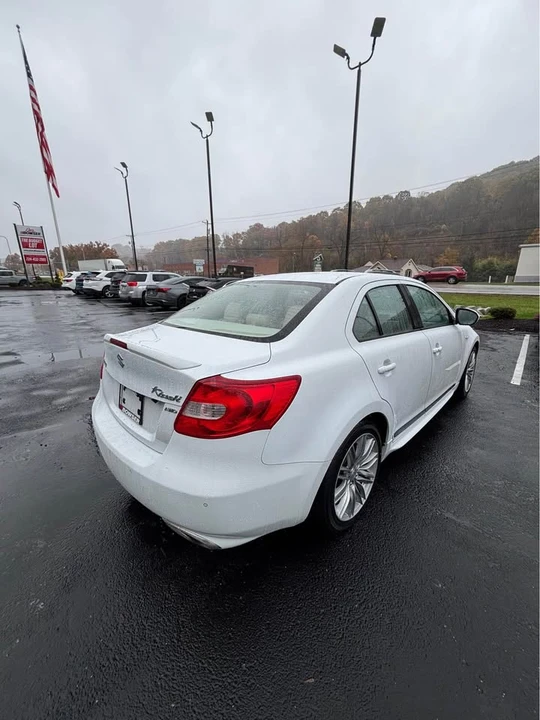 2013 Suzuki SX4 - Image 7 of 14