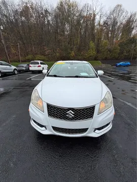 2013 Suzuki Kizashi Sport SLS Sedan 4D