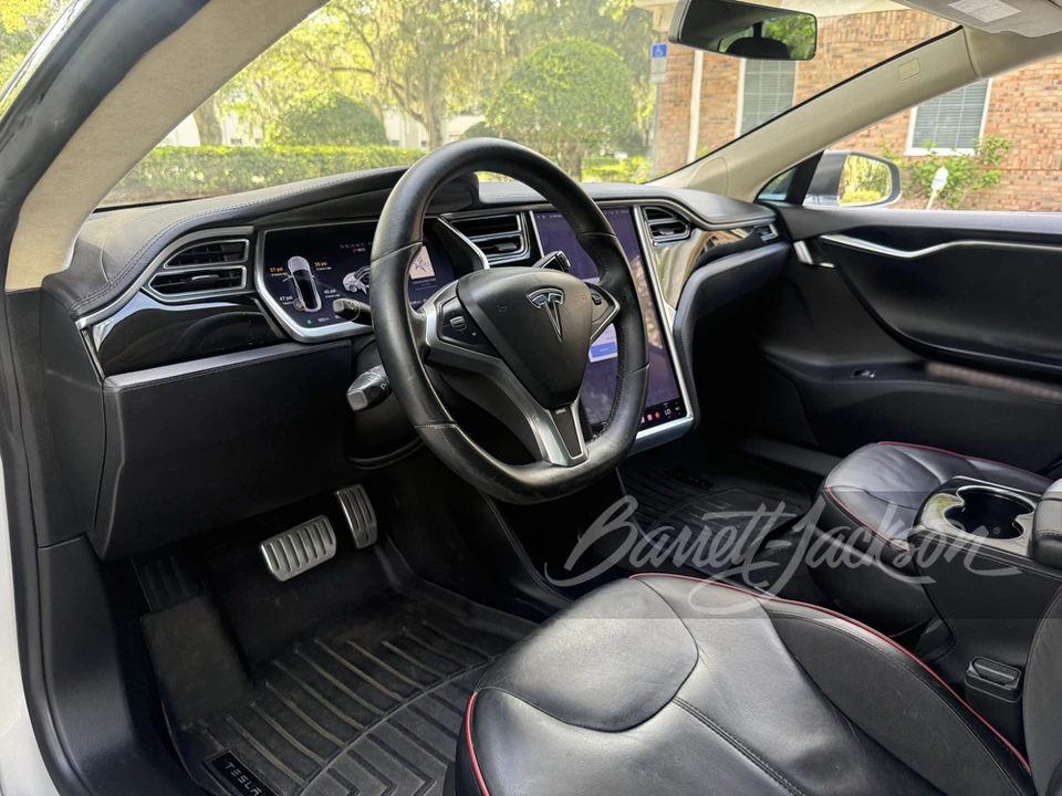 2013 Tesla Model S - Image 4 of 24