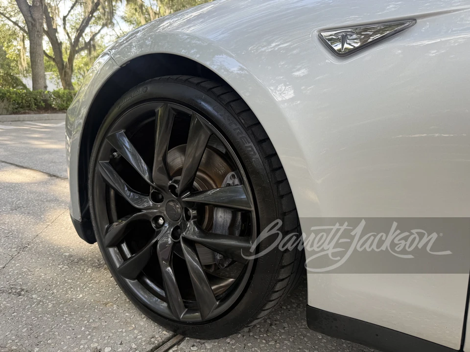 2013 Tesla Model S - Image 24 of 24