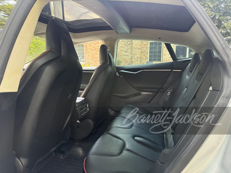 2013 Tesla Model S - Image 12 of 24
