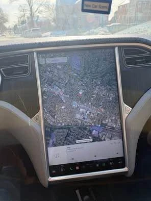 2013 Tesla Model 3 - Image 7 of 9