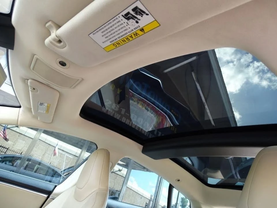 2013 Tesla Model S - Image 12 of 20