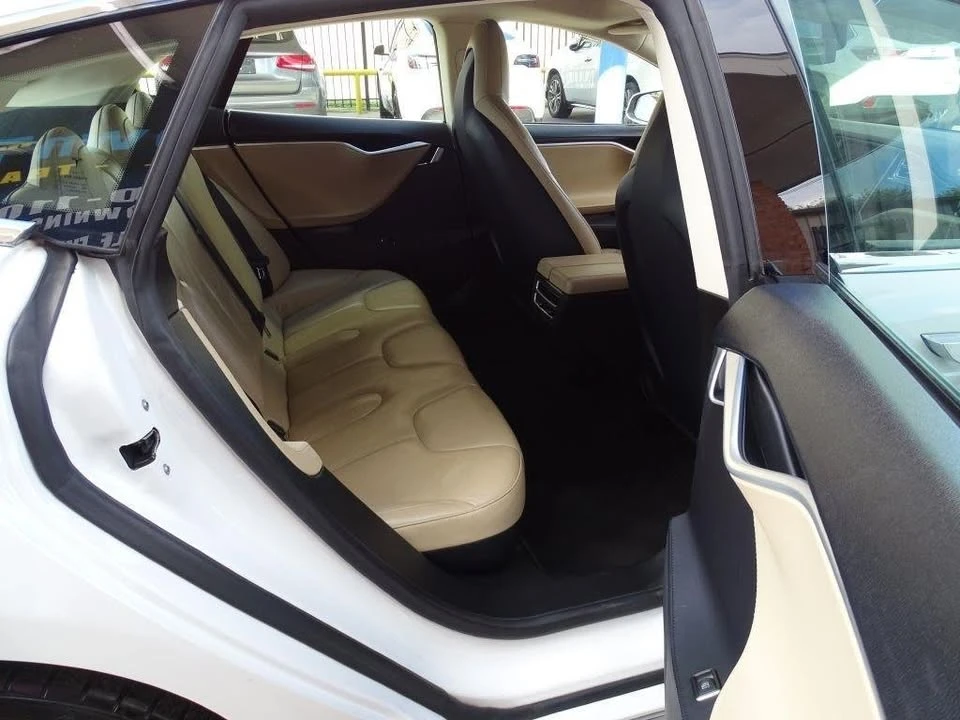 2013 Tesla Model S - Image 17 of 20